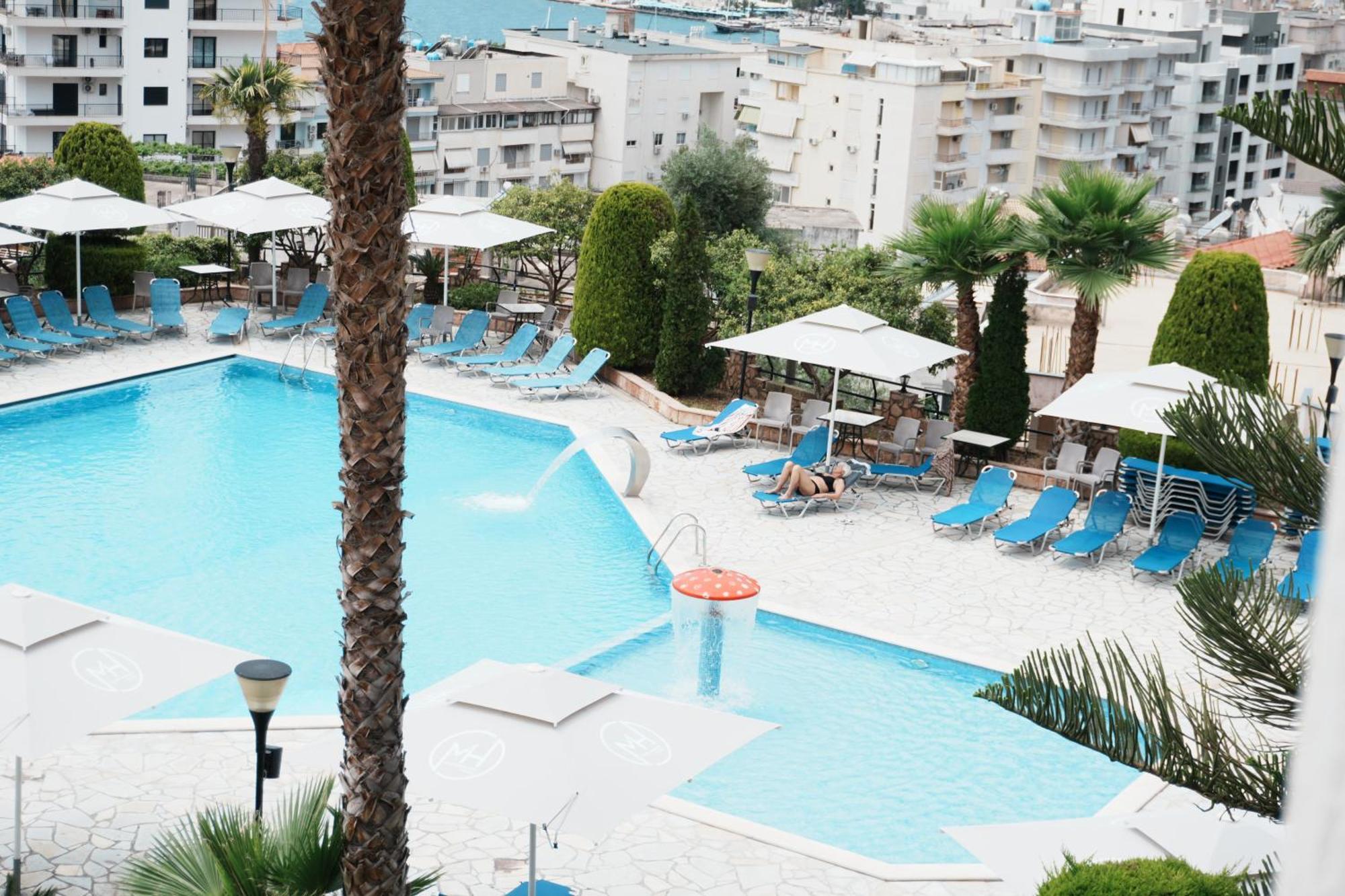 Hotel Mediterrane Саранда Екстер'єр фото