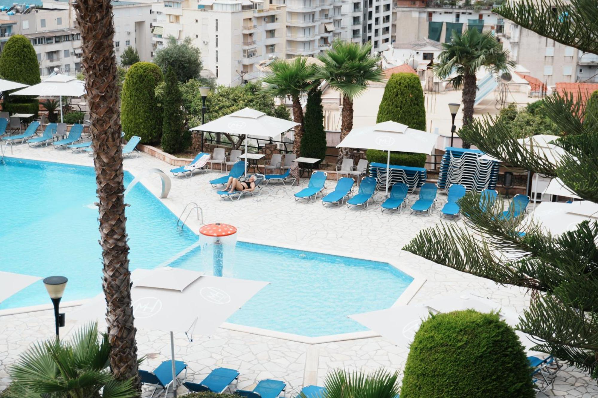 Hotel Mediterrane Саранда Екстер'єр фото